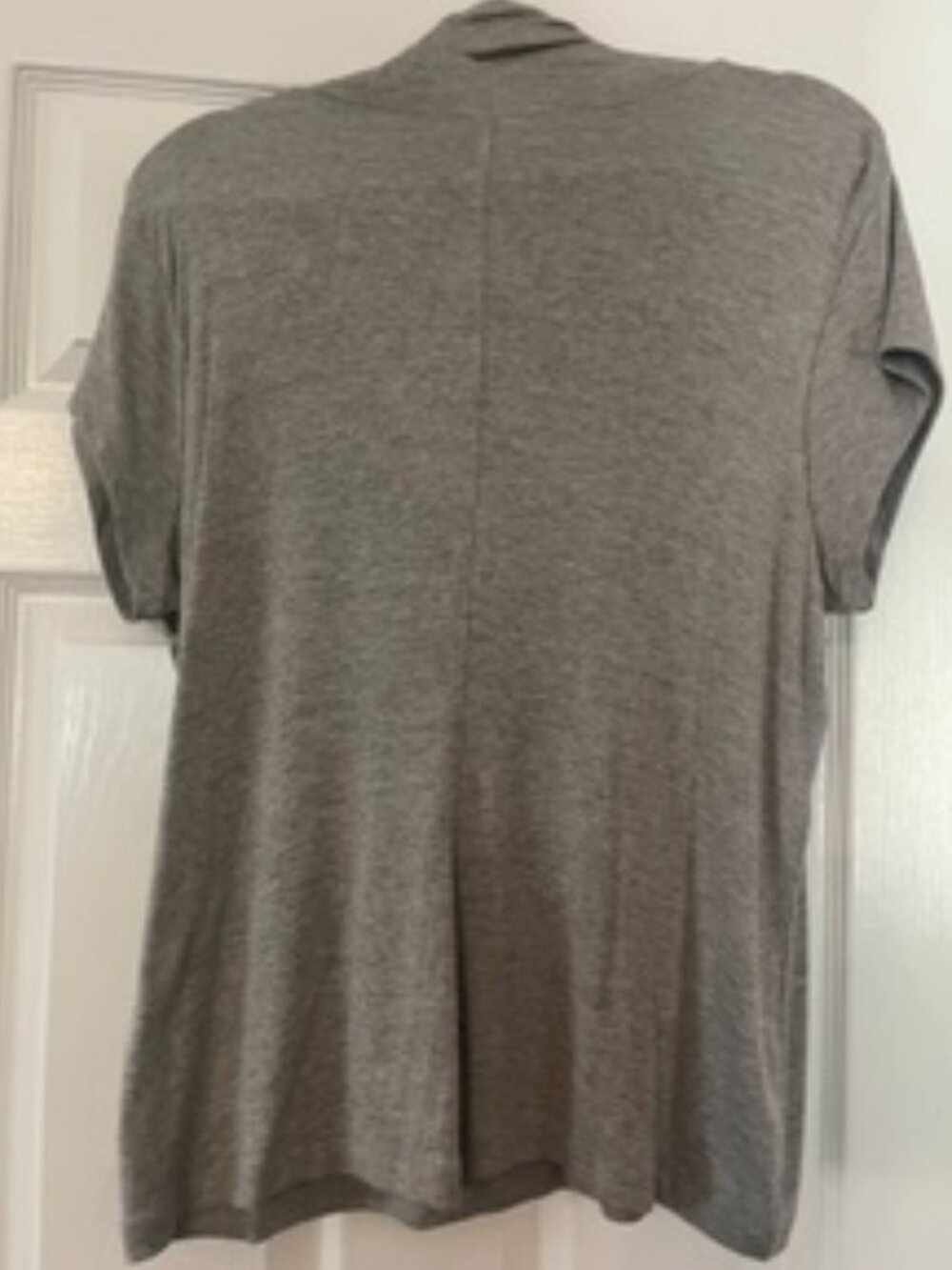 NWT Cabi Outlet Gray Short Sleeve Mock Neck Stretch Knit Top Women's - Picture 2 of 4